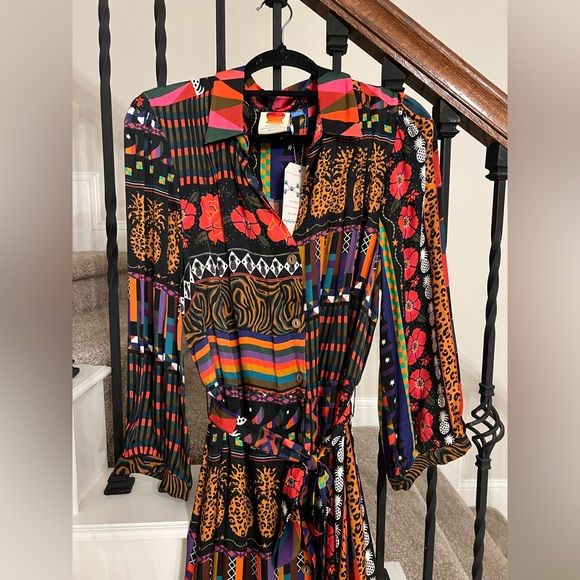 NWT Farm Rio Ciela Shirtdress - Picture 3 of 11